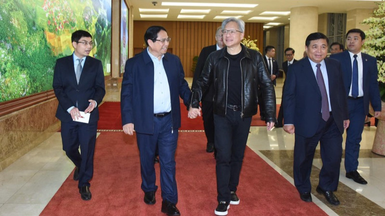 Thủ tướng Phạm Minh Chính và ông Jensen Huang tại Trụ sở Chính phủ (Ảnh: TRẦN HẢI) Thủ tướng Phạm Minh Chính và ông Jensen Huang tại Trụ sở Chính phủ (Ảnh: TRẦN HẢI)