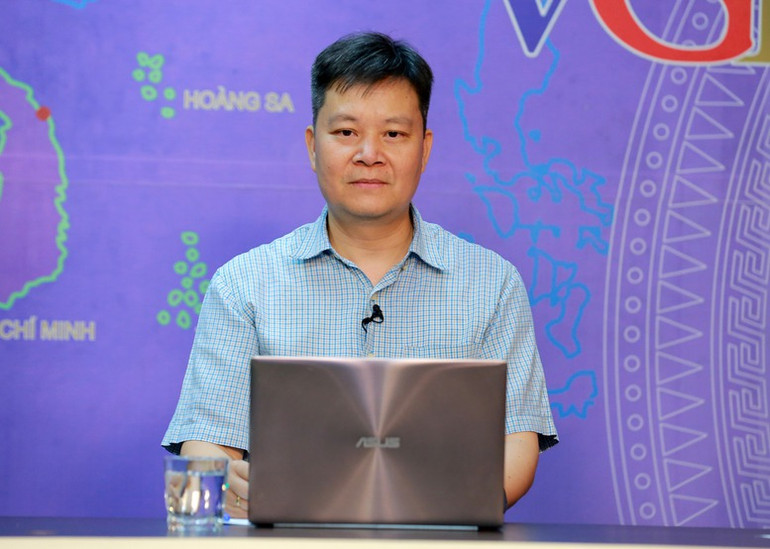 Ông Nguyễn Thế Hữu, Phó Cục trưởng Cục Điều tiết Điện lực (Bộ Công thương) tại buổi toạ đàm (Ảnh: VGP).