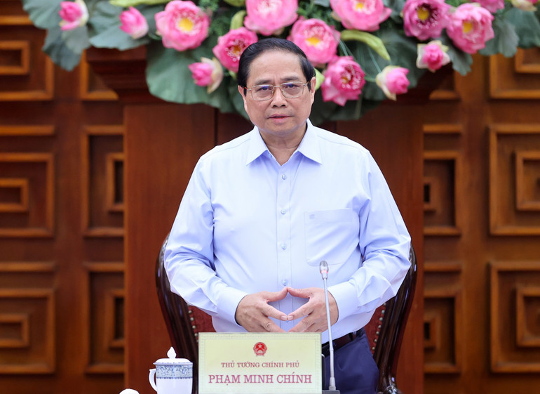 Thủ tướng Phạm Minh Chính phát biểu ý kiến chỉ đạo cuộc họp. (Ảnh: Trần Hải).