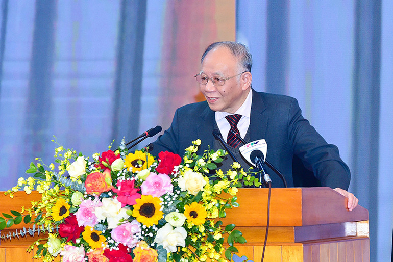 Giáo sư, Tiến sĩ Hoàng Chí Bảo kể chuyện về Bác Hồ tại một Hội nghị ở Tuyên Quang.