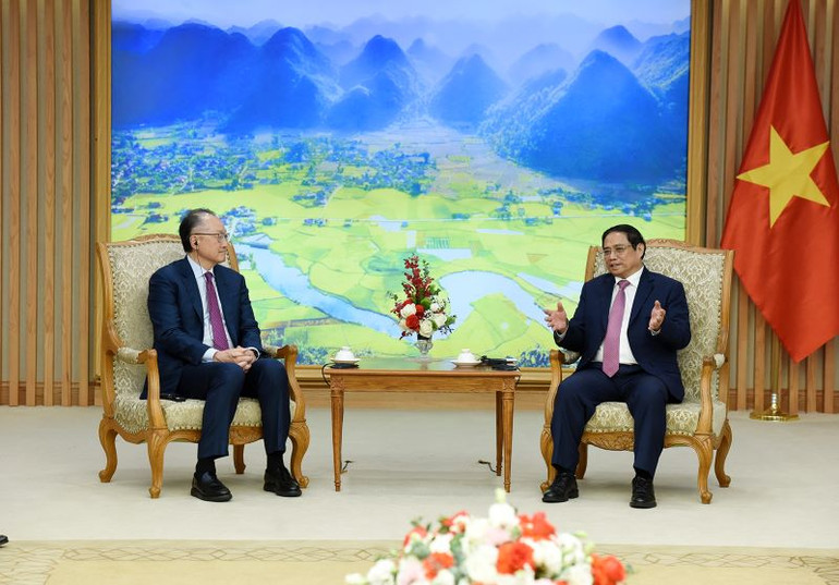 Thủ tướng Phạm Minh Chính tiếp ông Jim Yong Kim, cựu Chủ tịch Ngân hàng Thế giới (WB), Phó Chủ tịch Quỹ Đối tác cơ sở hạ tầng toàn cầu (GIP). Thủ tướng Phạm Minh Chính tiếp ông Jim Yong Kim, cựu Chủ tịch Ngân hàng Thế giới (WB), Phó Chủ tịch Quỹ Đối tác cơ sở hạ tầng toàn cầu (GIP).