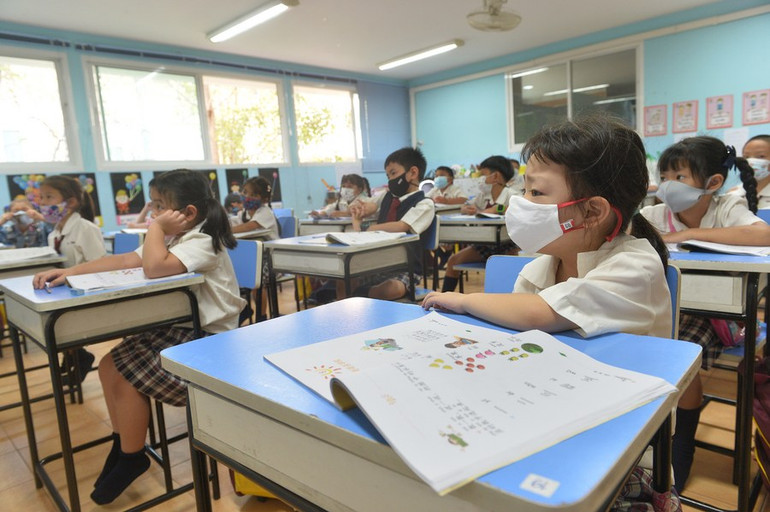 Buổi học của học sinh tiểu học tại Bangkok, Thái Lan, tháng 2/2021. (Ảnh: Tân Hoa xã) Buổi học của học sinh tiểu học tại Bangkok, Thái Lan, tháng 2/2021. (Ảnh: Tân Hoa xã)