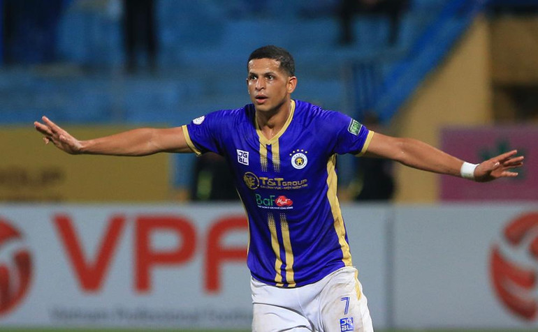 Cầu thủ Lucao ghi bàn thắng duy nhất cho Hà Nội FC.