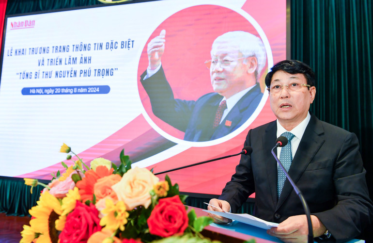 Đại tướng Lương Cường, Ủy viên Bộ Chính trị, Thường trực Ban Bí thư phát biểu chỉ đạo tại Lễ khai trương. (Ảnh: THÀNH ĐẠT) Đại tướng Lương Cường, Ủy viên Bộ Chính trị, Thường trực Ban Bí thư phát biểu chỉ đạo tại Lễ khai trương. (Ảnh: THÀNH ĐẠT)