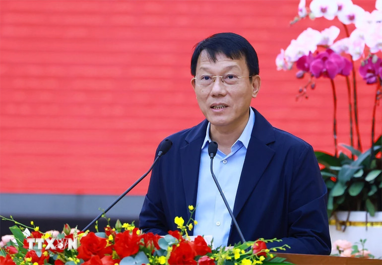 Thượng tướng Lương Tam Quang, Bộ trưởng Công an khai mạc hội nghị. Thượng tướng Lương Tam Quang, Bộ trưởng Công an khai mạc hội nghị.