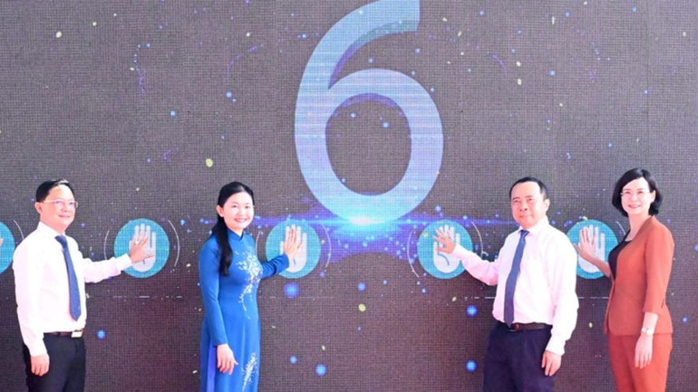 Bình Phước thực hiện nghi thức khánh thành Trung tâm tích hợp dữ liệu tỉnh. Bình Phước thực hiện nghi thức khánh thành Trung tâm tích hợp dữ liệu tỉnh.