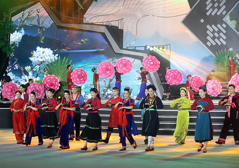  Khai mạc Chương trình "Qua những miền di sản Việt Bắc" lần thứ 14 ảnh 3