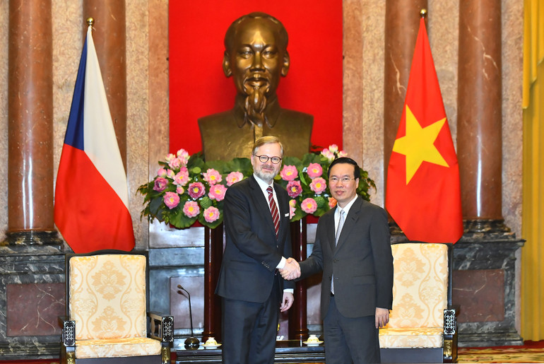 Chủ tịch nước Võ Văn Thưởng tiếp Thủ tướng Cộng hòa Séc Petr Fiala tại Phủ Chủ tịch. Chủ tịch nước Võ Văn Thưởng tiếp Thủ tướng Cộng hòa Séc Petr Fiala tại Phủ Chủ tịch.