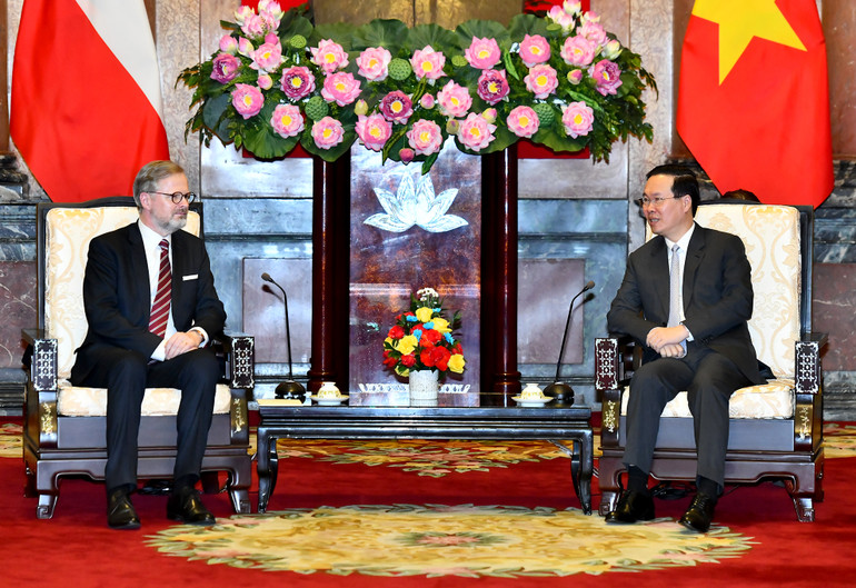 Chủ tịch nước Võ Văn Thưởng phát biểu tại buổi tiếp Thủ tướng Cộng hòa Séc Petr Fiala. Chủ tịch nước Võ Văn Thưởng phát biểu tại buổi tiếp Thủ tướng Cộng hòa Séc Petr Fiala.