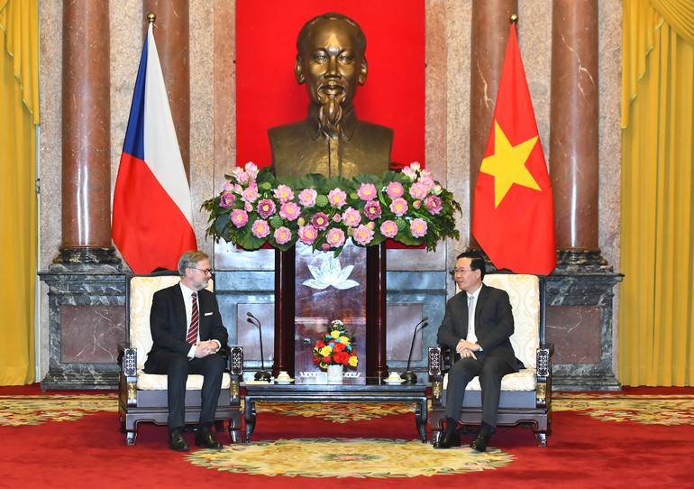 Thủ tướng Cộng hòa Séc Petr Fiala phát biểu tại buổi tiếp. Thủ tướng Cộng hòa Séc Petr Fiala phát biểu tại buổi tiếp.