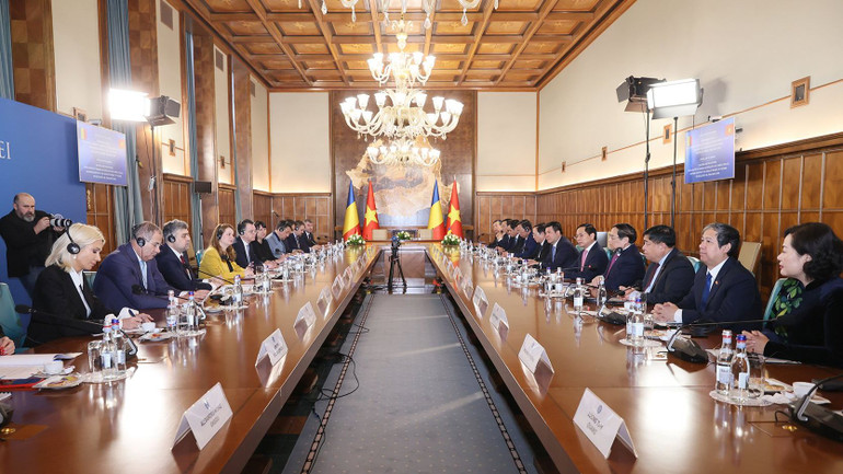 Quang cảnh Hội đàm. Quang cảnh Hội đàm.