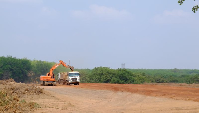 Đầu tư phát triển giao thông, rút ngắn khoảng cách vùng dân tộc thiểu số sinh sống với các trung tâm của tỉnh Bình Phước. Đầu tư phát triển giao thông, rút ngắn khoảng cách vùng dân tộc thiểu số sinh sống với các trung tâm của tỉnh Bình Phước.
