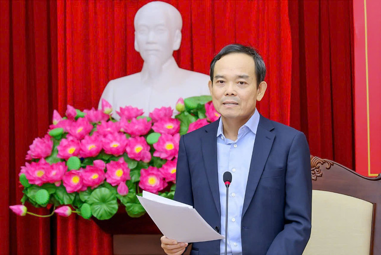 Đồng chí Trần Lưu Quang phát biểu ý kiến chỉ đạo.