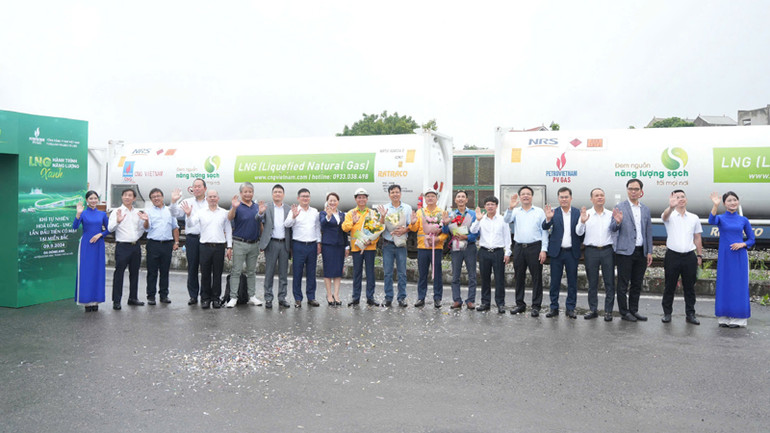 Các đơn vị liên quan chúc mừng chuỗi cung ứng, kinh doanh khí tích hợp của PV GAS mở rộng ra cả nước.