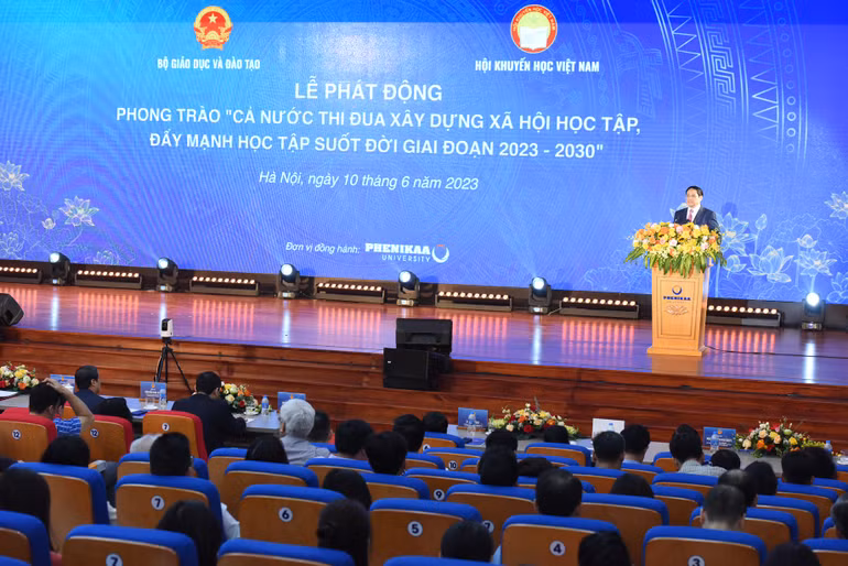 Quang cảnh lễ phát động. (Ảnh: Trần Hải)