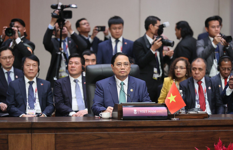 Thủ tướng Phạm Minh Chính phát biểu tại Hội nghị Cấp cao ASEAN - Trung Quốc lần thứ 26. (Ảnh: Dương Giang)