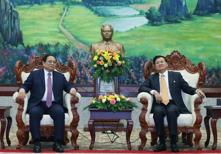 Thủ tướng Phạm Minh Chính khẳng định Việt Nam luôn coi trọng và dành ưu tiên cao nhất cho quan hệ hữu nghị vĩ đại, đoàn kết đặc biệt và hợp tác toàn diện Việt Nam-Lào. (Ảnh: VGP/Nhật Bắc)