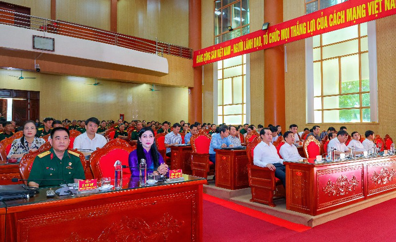 Các đại biểu dự hội nghị đối thoại. Các đại biểu dự hội nghị đối thoại.