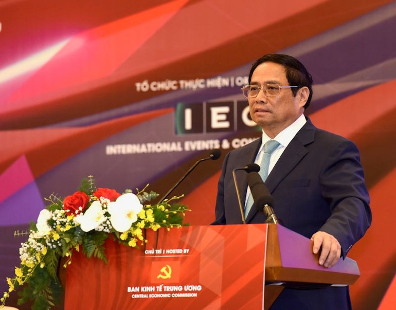 Thủ tướng Phạm Minh Chính phát biểu tại diễn đàn. Thủ tướng Phạm Minh Chính phát biểu tại diễn đàn.