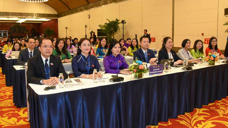 Đoàn nghị sĩ trẻ của Quốc hội Việt Nam tham dự phiên thảo luận. (Ảnh: DUY LINH) Đoàn nghị sĩ trẻ của Quốc hội Việt Nam tham dự phiên thảo luận. (Ảnh: DUY LINH)