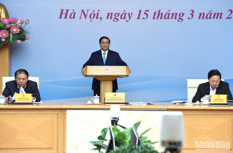 Thủ tướng Phạm Minh Chính dự và chỉ đạo hội nghị.