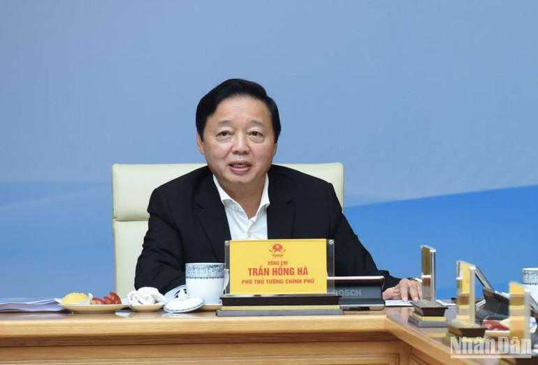 Phó Thủ tướng Trần Hồng Hà phát biểu.