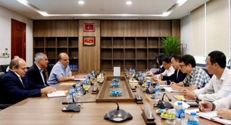 Tập đoàn T&T Group và Tập đoàn BioCubaFarma trao đổi các nội dung hợp tác.