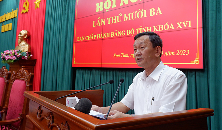 Đồng chí Dương Văn Trang phát biểu bế mạc Hội nghị