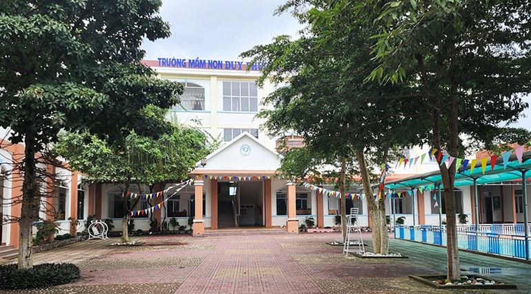 Tòa nhà 3 tầng được xây dựng trên diện tích lấn chiếm đất công.