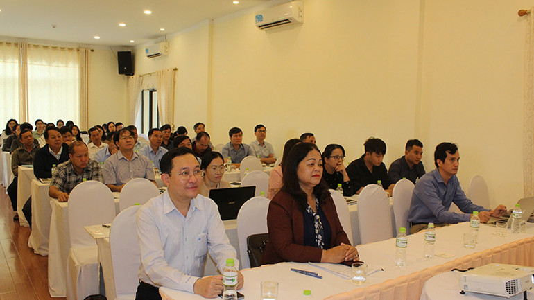 Các đại biểu dự Hội nghị.