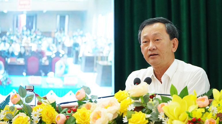 Đồng chí Dương Văn Trang phát biểu tại hội nghị.