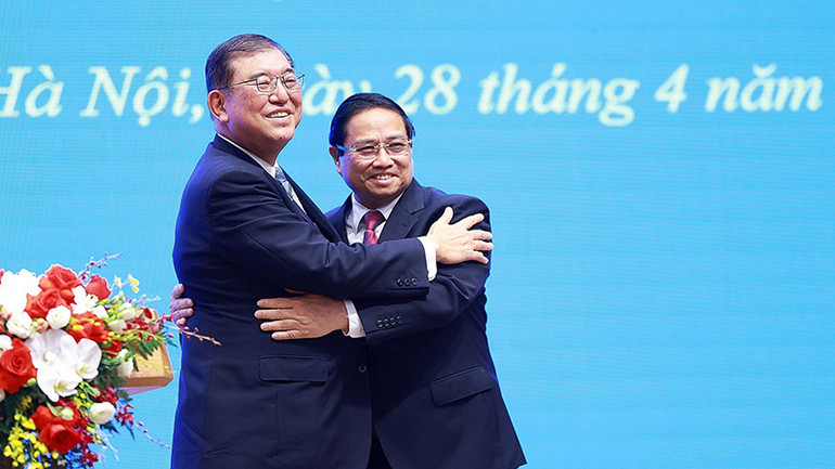 Thủ tướng Phạm Minh Chính và Thủ tướng Nhật Bản Ishiba Shigeru tại cuộc gặp gỡ báo chí hai nước. Ảnh: TTXVN Thủ tướng Phạm Minh Chính và Thủ tướng Nhật Bản Ishiba Shigeru tại cuộc gặp gỡ báo chí hai nước. Ảnh: TTXVN