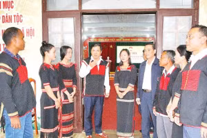 Lãnh đạo tỉnh Đắk Lắk lắng nghe tâm tư nguyện vọng của đồng bào dân tộc thiểu số xã Cư Pui.