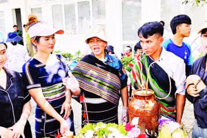 1. Những món ăn truyền thống của người Cơ Ho.