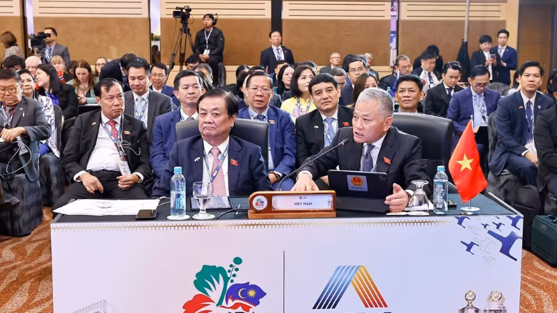 Đoàn đại biểu Việt Nam dự Phiên toàn thể thứ nhất, Đại hội đồng liên Nghị viện các nước ASEAN lần thứ 46 (AIPA-46). 