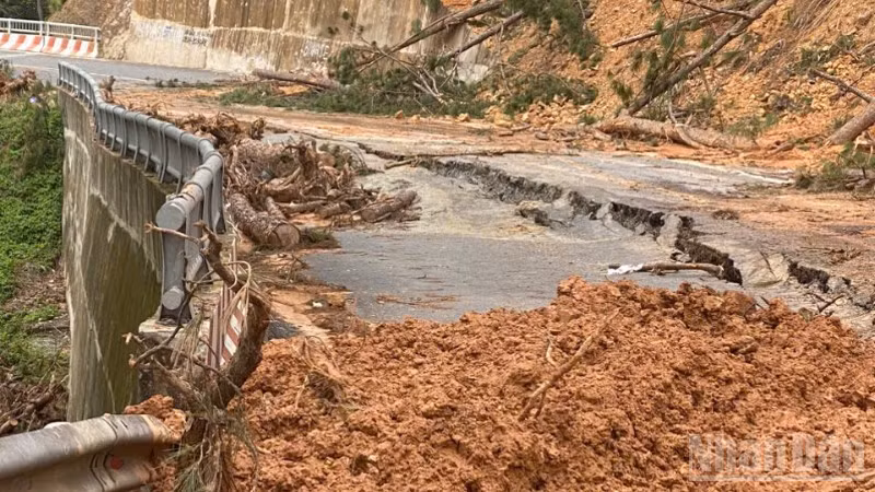 Sạt lở tại tỉnh Lâm Đồng.