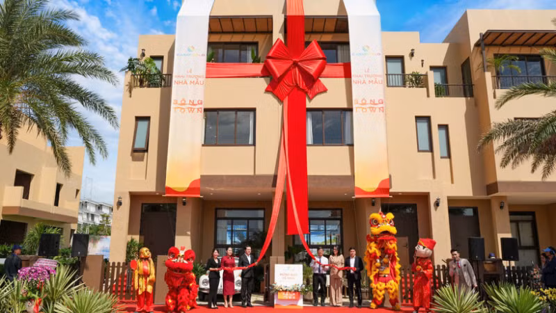 Chính thức khai trương nhà mẫu Sông Town, điểm trải nghiệm thực tế cho nhà đầu tư và cư dân “thị trấn nổi bên biển”