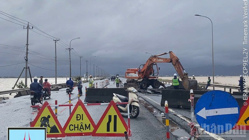 Khu Quản lý đường bộ IV nỗ lực khắc phục hư hại trên tuyến cao tốc bắc-nam đi qua địa phận tỉnh Khánh Hòa.