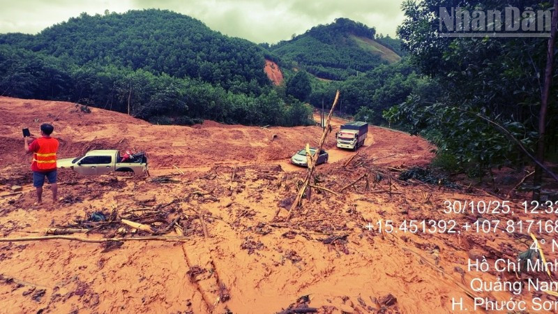 Đèo Lò Xo chính thức thông xe.