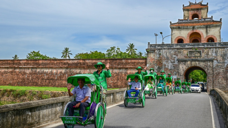 Grab Xích lô sẽ mang đến trải nghiệm độc đáo cho du khách.