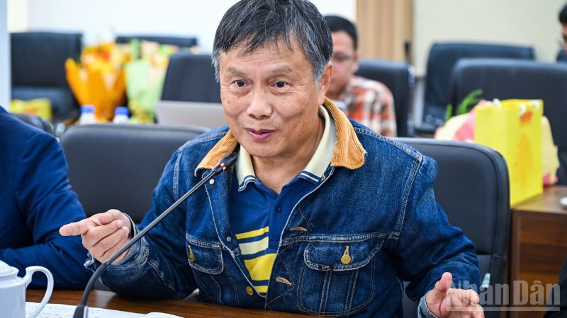 Tiến sĩ Toán học-Vật lý Nguyễn Lê Anh, chuyên gia nghiên cứu độc lập về ô nhiễm không khí. (Ảnh: Thành Đạt)