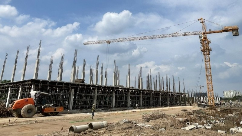 Dự án nhà ở xã hội Rice City Long Châu (phường Bồ Đề, Hà Nội) đang được triển khai thi công.