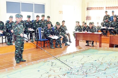 Buổi học chiến thuật tại Học viện Lục quân.