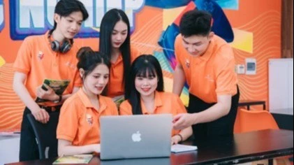 Chương trình học của FPT Polytechnic dài 2 năm, 6 học kỳ. Với mức học bổng, ưu đãi Poly NextGen giúp thí sinh giảm gánh nặng chi phí đáng kể.