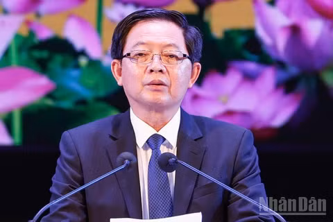 Ủy viên Trung ương Đảng, Phó Thủ tướng Hồ Quốc Dũng phát biểu chỉ đạo tại lễ trao giải.