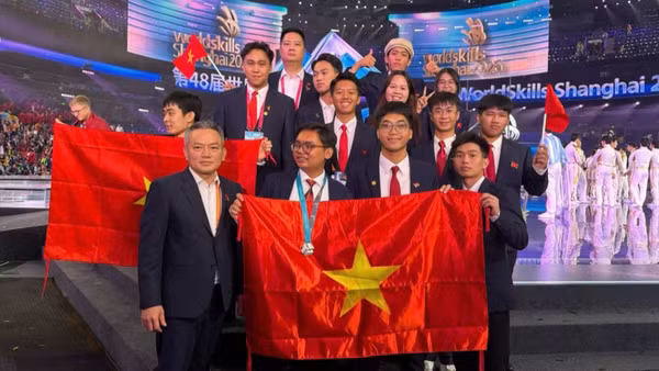 Đoàn Việt Nam tại Kỳ thi Kỹ năng nghề thế giới lần thứ 48. (Ảnh: Bộ Giáo dục và Đào tạo)