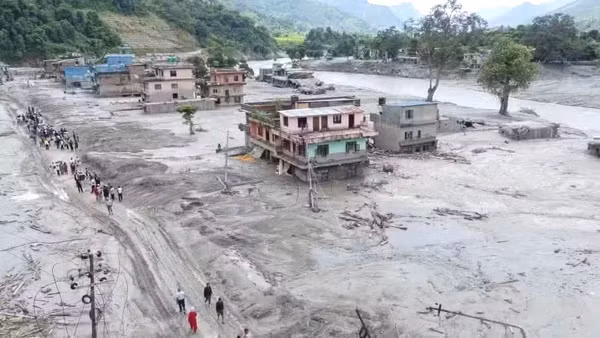 Khu vực Nuwakot, Nepal tan hoang sau trận lũ quét ngày 26/8. (Ảnh: Tân Hoa Xã)