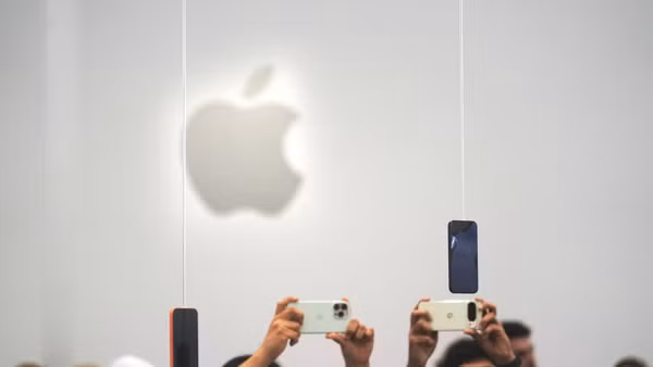 Tháng 9 hằng năm là đợt ra mắt lớn nhất trong năm của Apple, tập trung vào thế hệ iPhone mới và Apple Watch. (Ảnh: Tân Hoa xã)