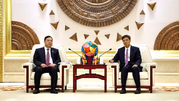 Phó Thủ tướng Thường trực đề nghị Quảng Tây tiếp tục tạo thuận lợi cho hàng hóa Việt Nam qua Quảng Tây nhập khẩu vào Trung Quốc cũng như đi nước thứ ba; ủng hộ các doanh nghiệp có thực lực của Quảng Tây mở rộng đầu tư chất lượng cao vào Việt Nam. (Ảnh: VGP)