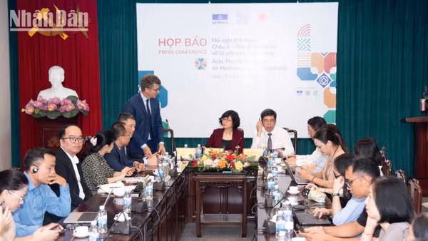 Toàn cảnh cuộc họp báo. (Ảnh: MINH DUY)